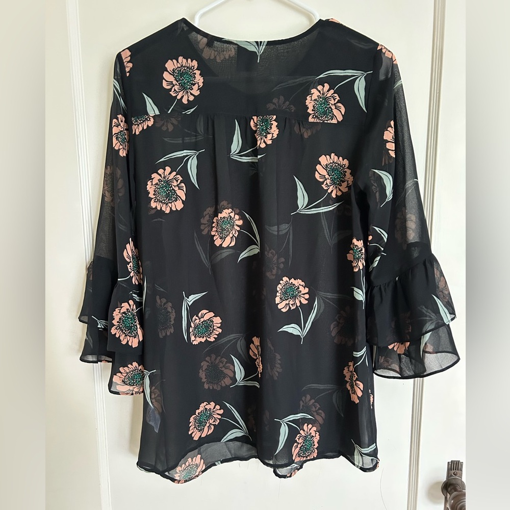 Cabi Black Floral Sheer Top - Picture 2 of 3